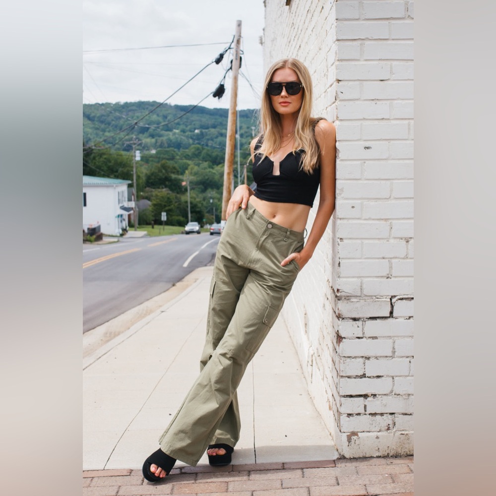 Vestique‎ Cassie Cargo Pants Green size small